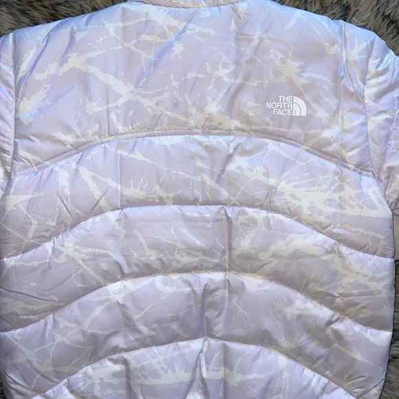 💜SOLD💜The North Face jacket LAVENDAR/WHITE, size Medium - Picture 4 of 7